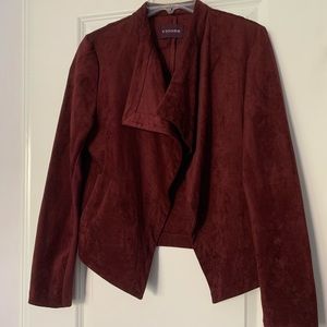 Red velvet jacket. Size M. Never worn.